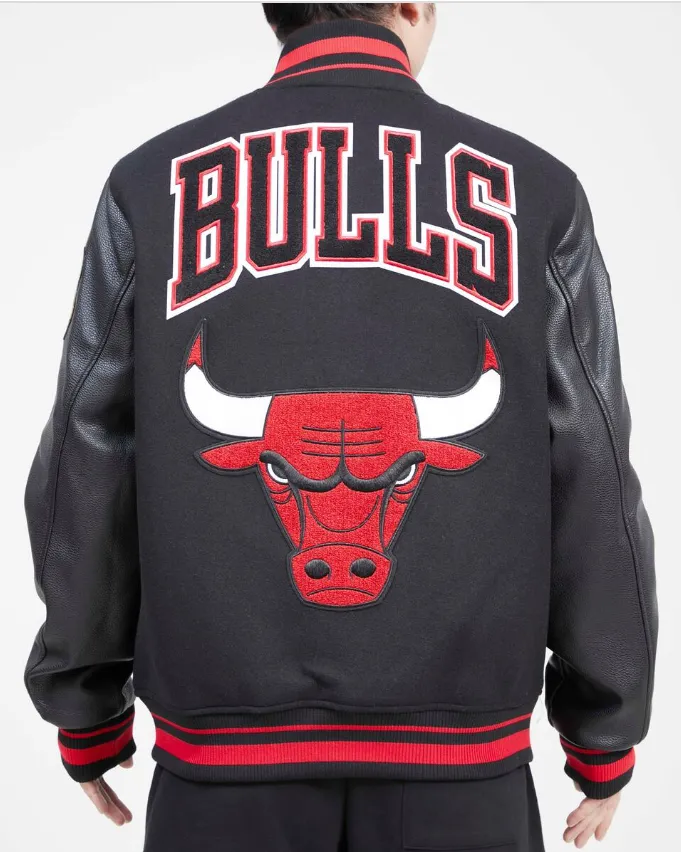 Black Chicago Bulls Pro Standard Flag Logo Wool Varsity Heavy Jacket