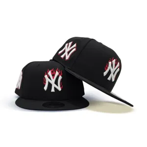 Black New York Yankees Flame Logo Gray Bottom Yankees Side Patch New Era 9Fifty Snapback