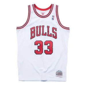Chicago Bulls 1997-98 Scottie Pippen Mitchell & Ness White Swingman Jersey