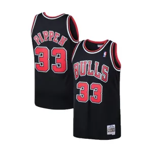 Chicago Bulls Scottie Pippen Mitchell & Ness Black 1997-98 Hardwood Classics Swingman Jersey