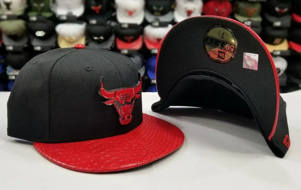 Matching New Era NBA Bulls Metal Logo Fitted Hat For Jordan 13 BRED Black / Red