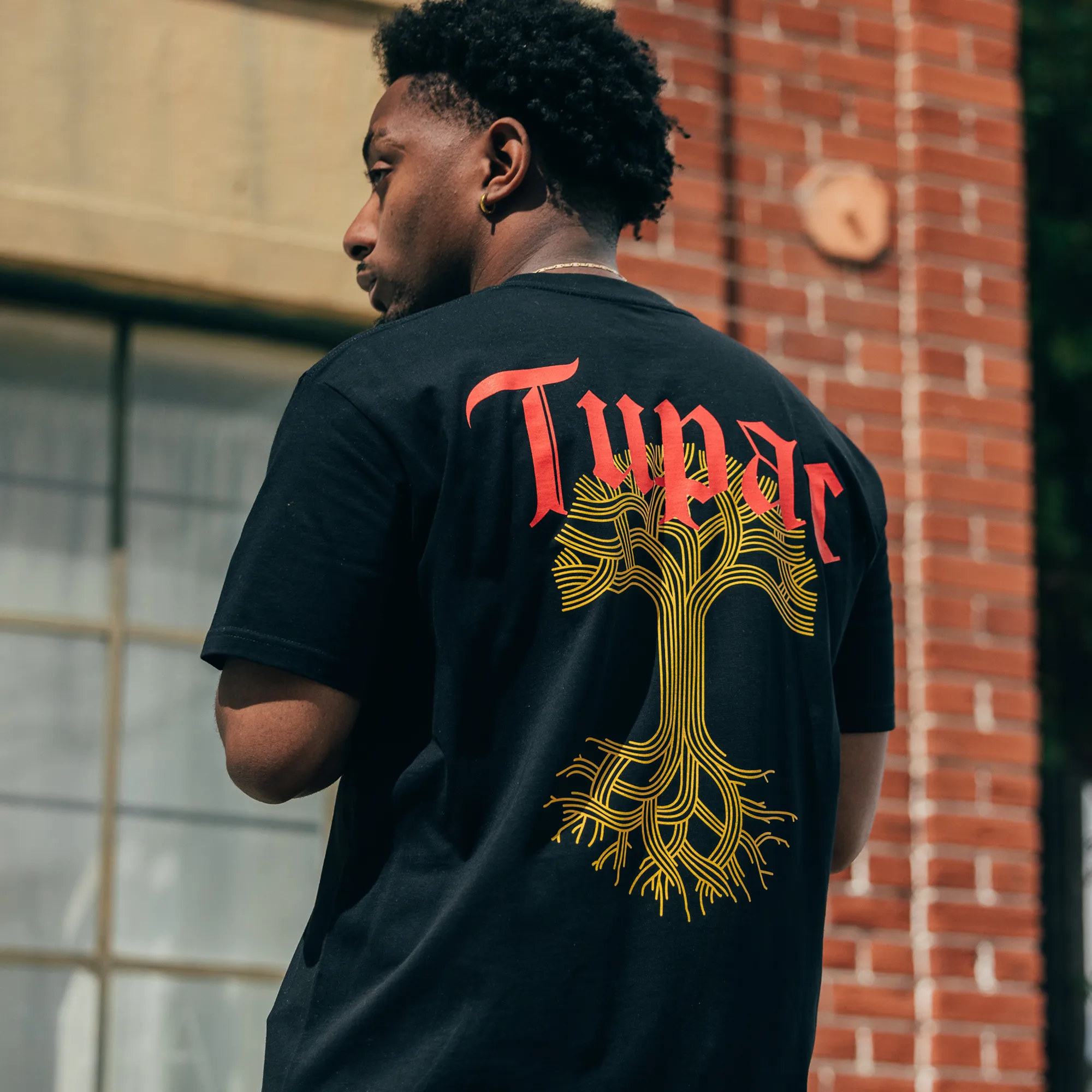 Roses Tee