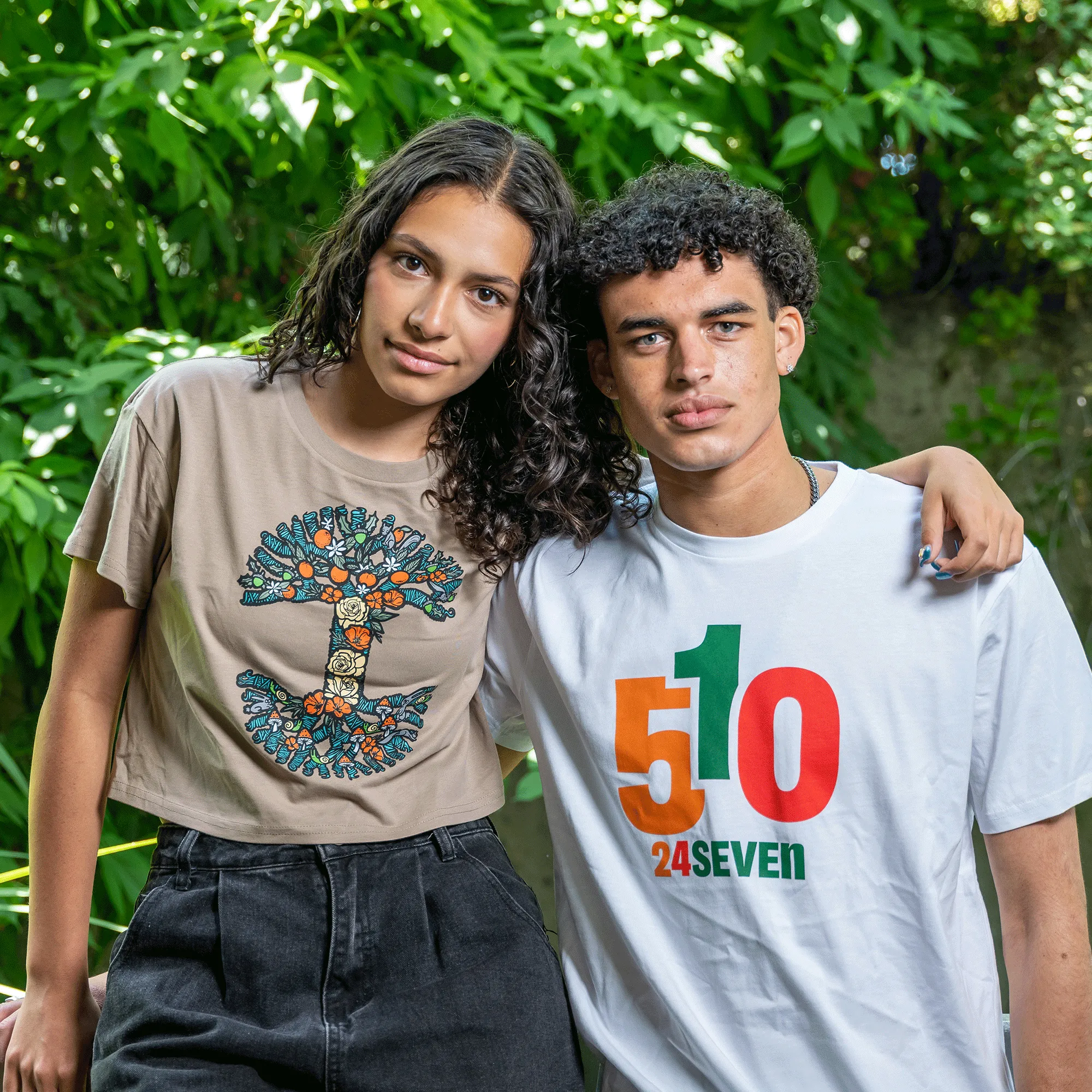 Women's Thriving Tree Crop Tee